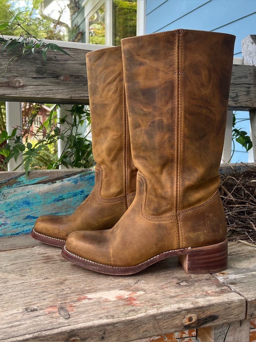 Frye Distressed Brown Leather sz 10 - 14l Western Boots